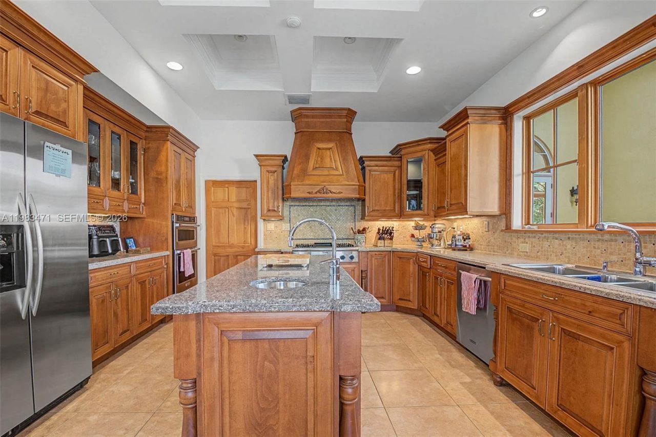 6075 SW 85th Ave , Miami, FL 33143 Photo