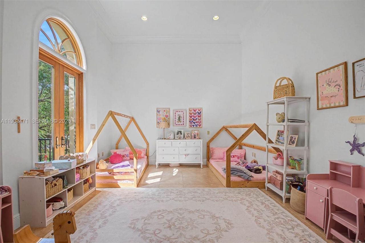 6075 SW 85th Ave , Miami, FL 33143 Photo