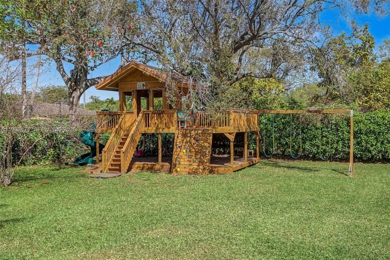 6075 SW 85th Ave , Miami, FL 33143 Photo