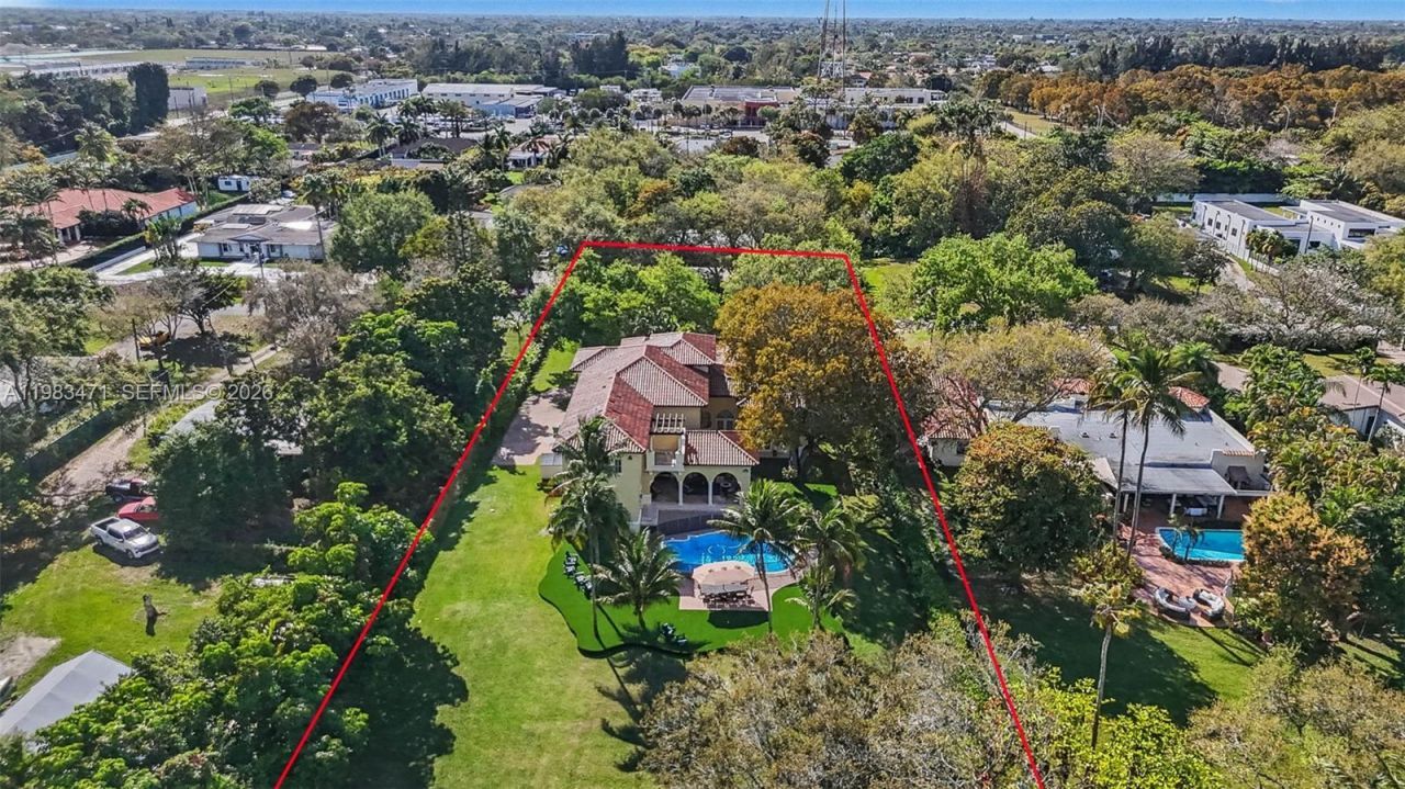 6075 SW 85th Ave , Miami, FL 33143 Photo