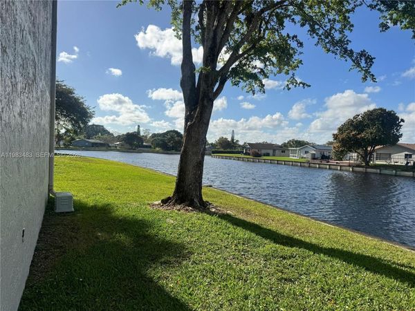 9400 Lime Bay Blvd, Unit 206, Tamarac, FL 33321