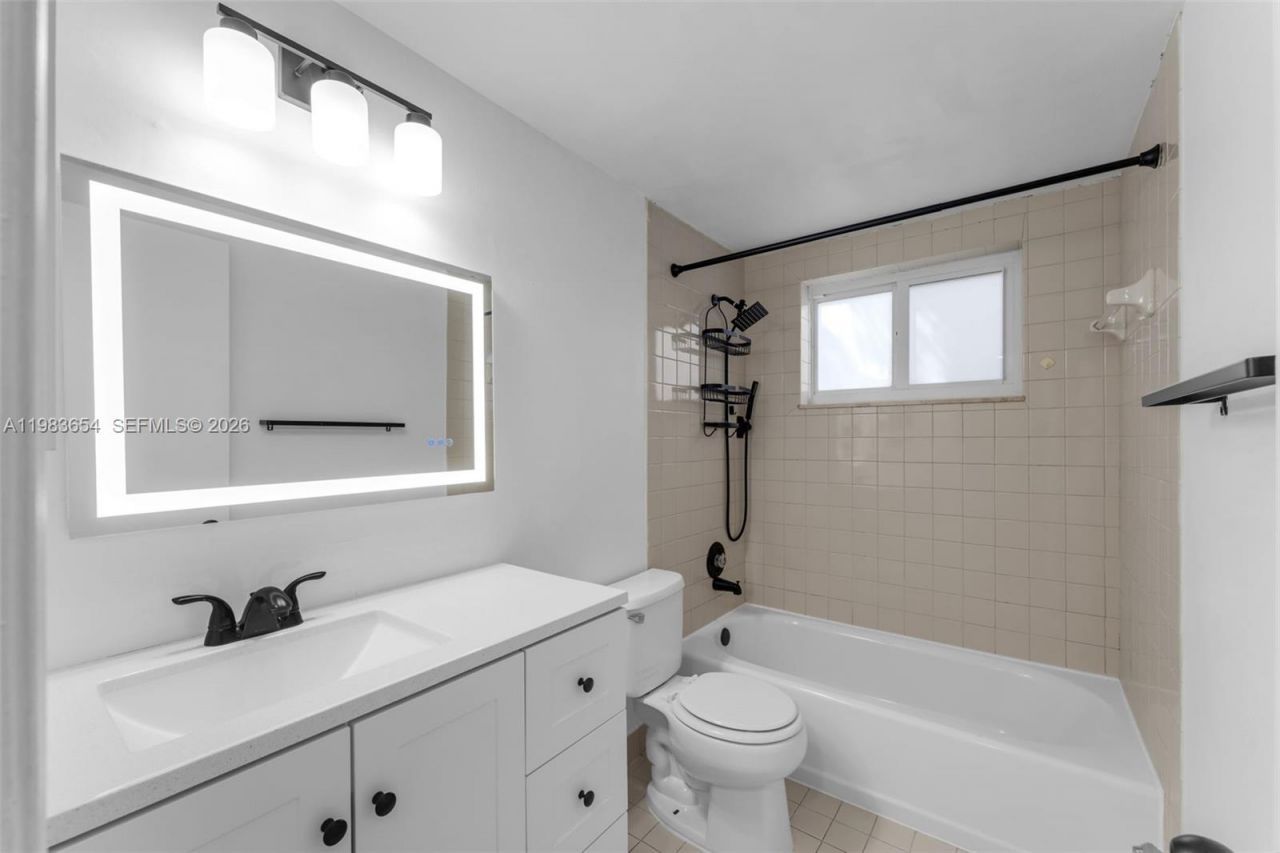 7722 Camino Real , Unit E-218, Miami, FL 33143 Photo