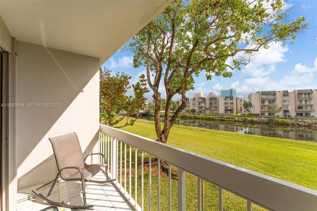 7722 Camino Real , Unit E-218, Miami, FL 33143 Photo