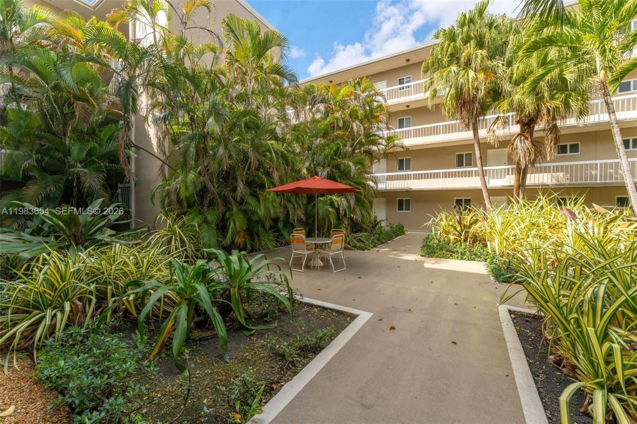 7722 Camino Real , Unit E-218, Miami, FL 33143 Photo