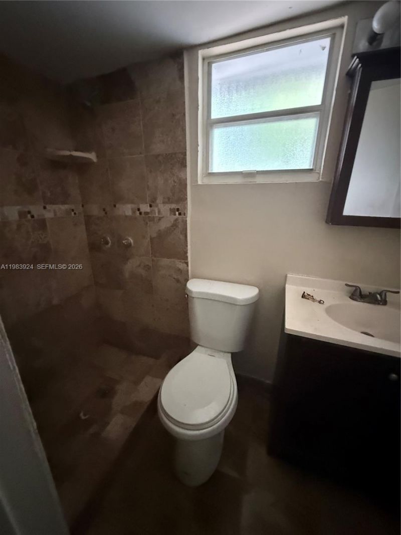 1541 NE 205th Ter, Miami, FL 33179 Photo