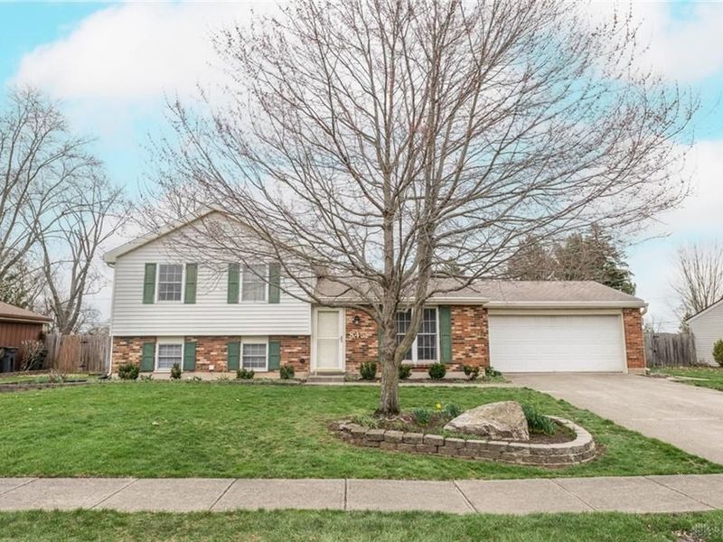 845 Sunset Drive, Englewood, OH 45322 Photo 1