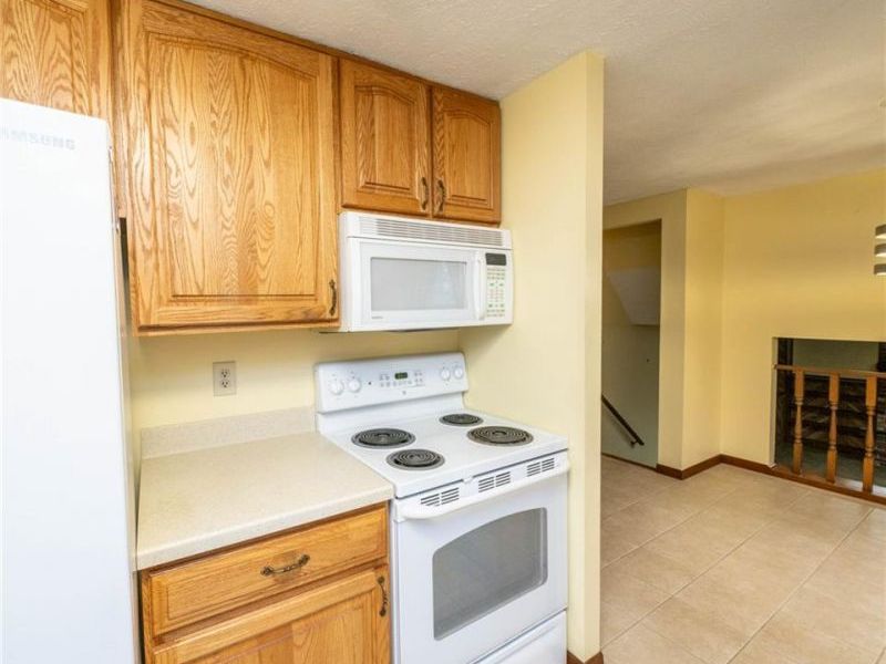 845 Sunset Drive, Englewood, OH 45322 Photo 10