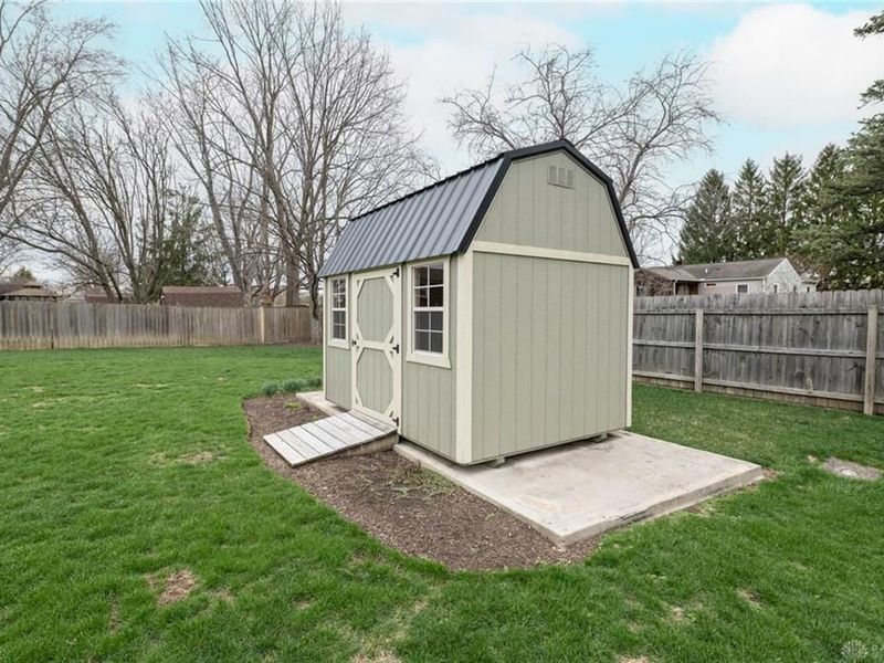 845 Sunset Drive, Englewood, OH 45322 Photo 48