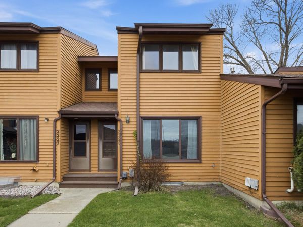 2229 4th Avenue S, Moorhead, MN 56560