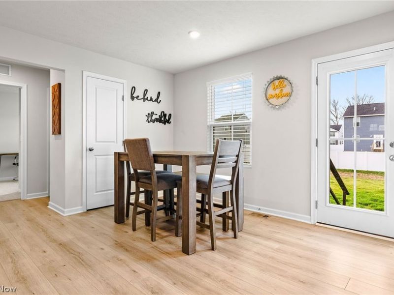 218 Leather Leaf Drive, Elyria, OH 44035 Photo 14