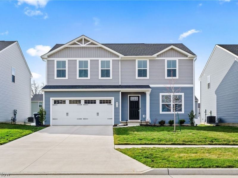 218 Leather Leaf Drive, Elyria, OH 44035 Photo 2