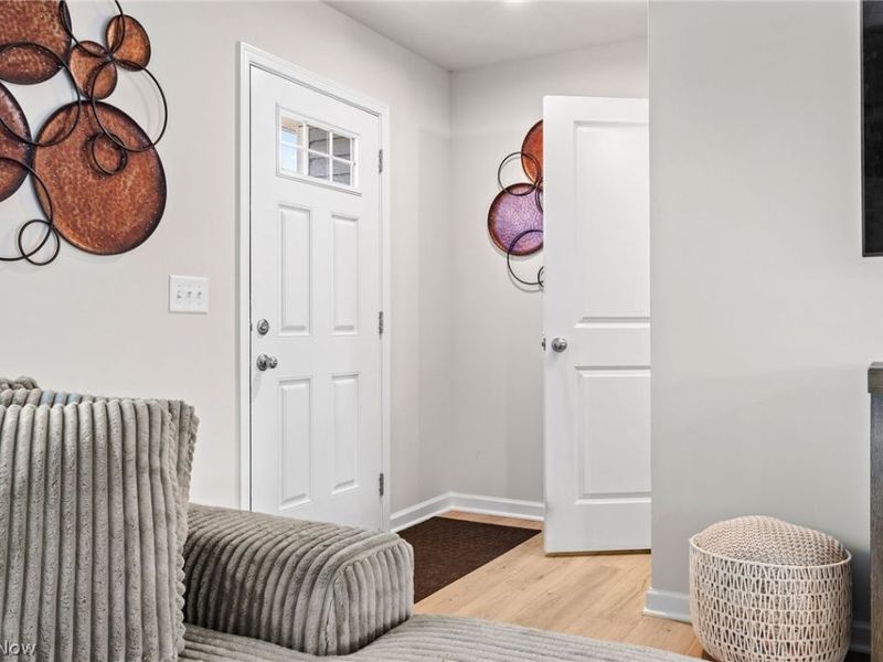 218 Leather Leaf Drive, Elyria, OH 44035 Photo 4