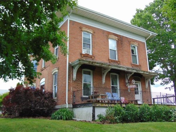 2890 Jorolemon Road, Weedsport, NY 13166