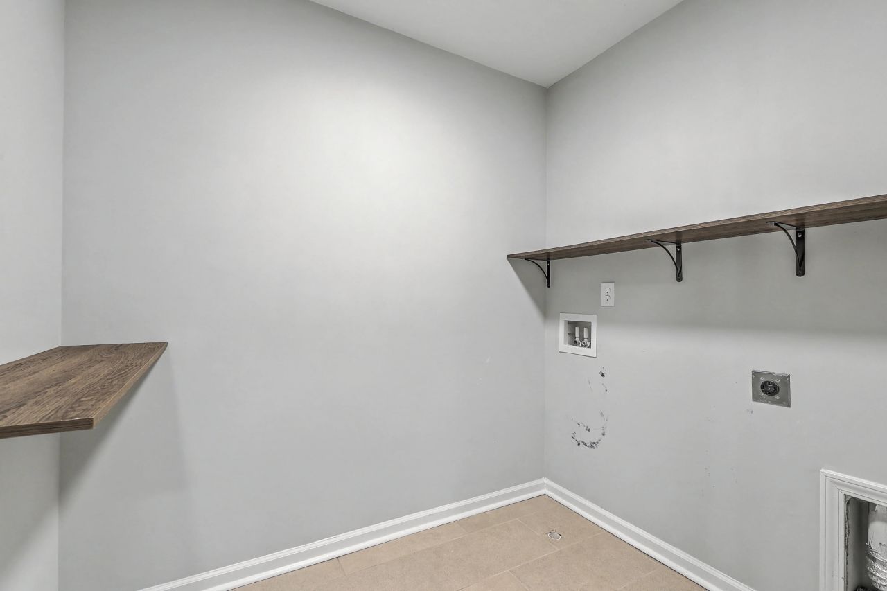 1181 Preakness Court Photo 39