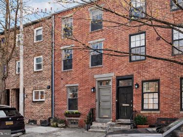 2426 PINE STREET, PHILADELPHIA, PA 19103