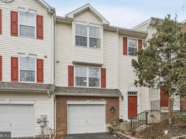 34 GRAYMONT CIRCLE, COLLEGEVILLE, PA 19426