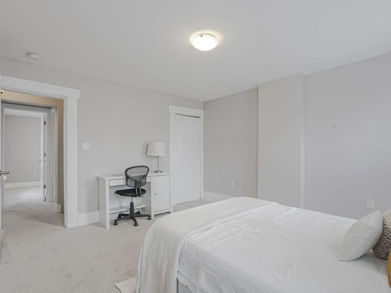 1369 City Park Avenue, Columbus, OH 43207 Photo 2