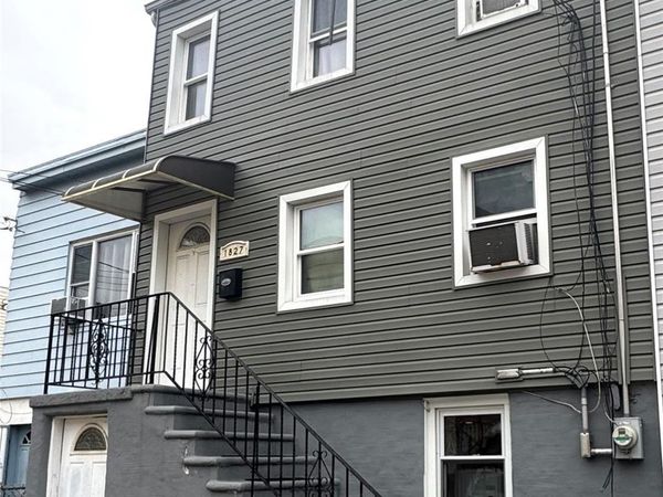 1827 26th Avenue , Astoria, NY 11102