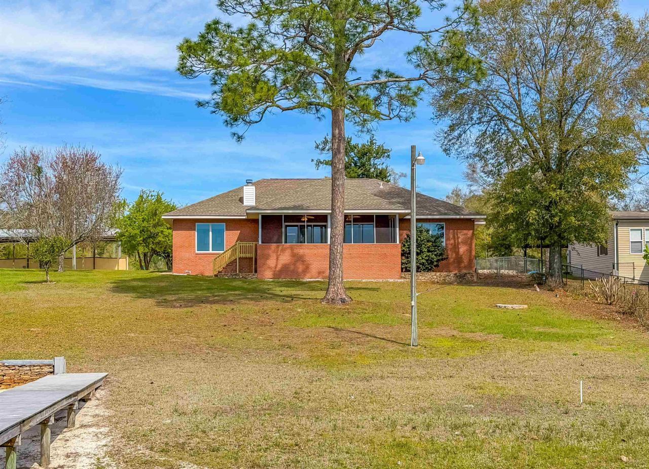 288 N Silver Lake Road, Marianna, FL 32448 Photo