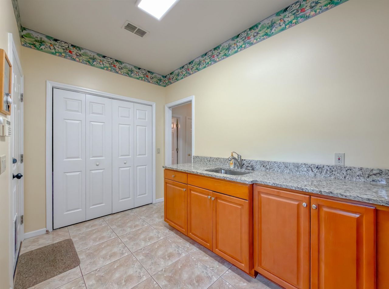 288 N Silver Lake Road, Marianna, FL 32448 Photo