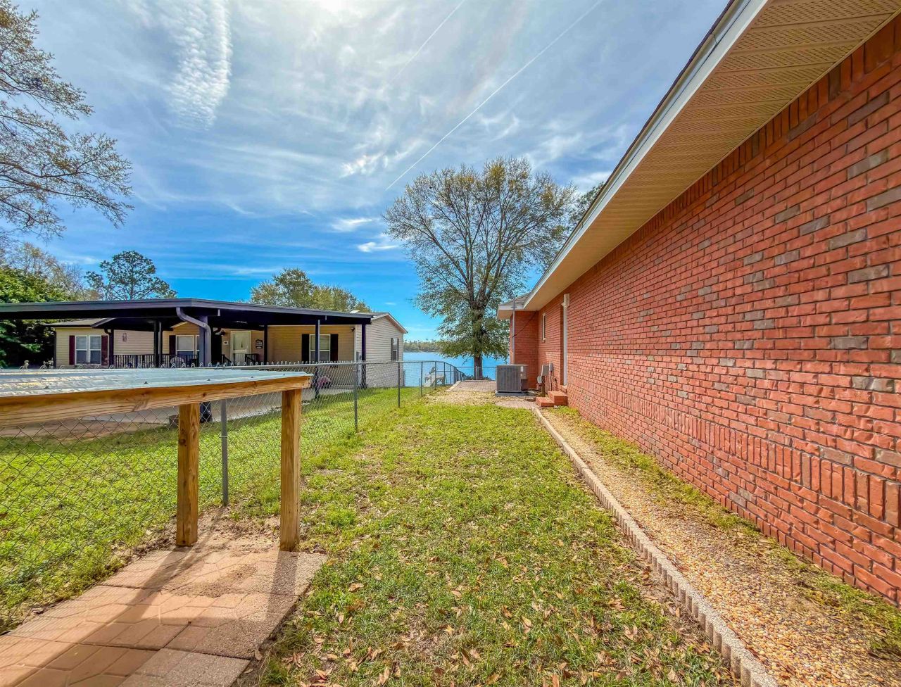 288 N Silver Lake Road, Marianna, FL 32448 Photo