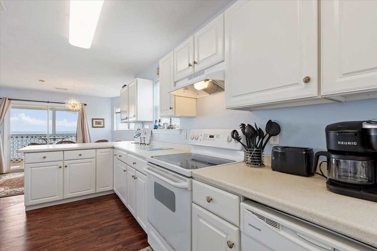 6 Kingfish Street , Alligator Point, FL 32346 Photo