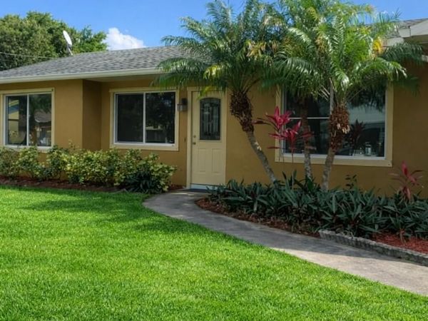 286 SW Christmas Terrace, Port St. Lucie, FL 34984