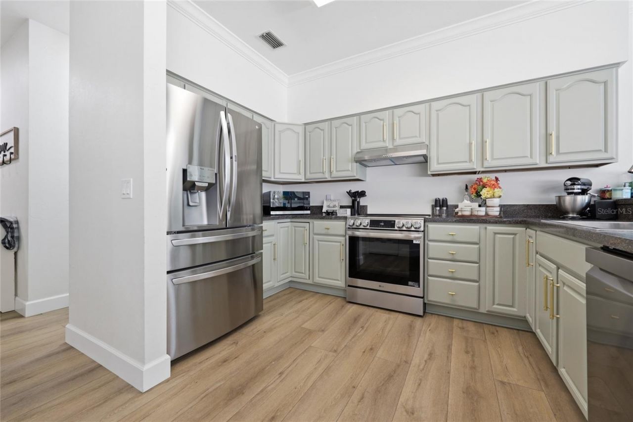 10007 NW 24th Place, Gainesville, FL 32606 Photo