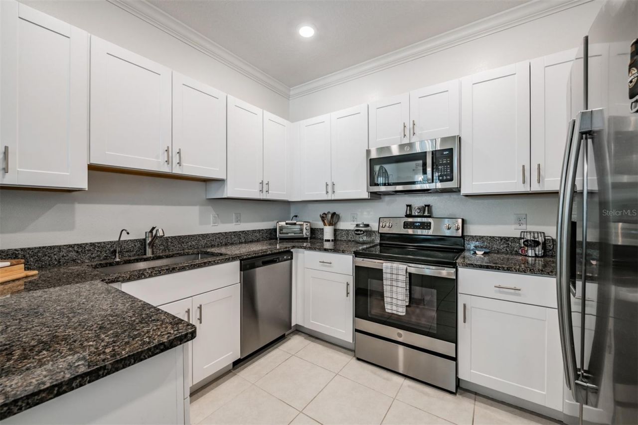 6787 Ripple Pond Loop, Zephyrhills, FL 33541 Photo