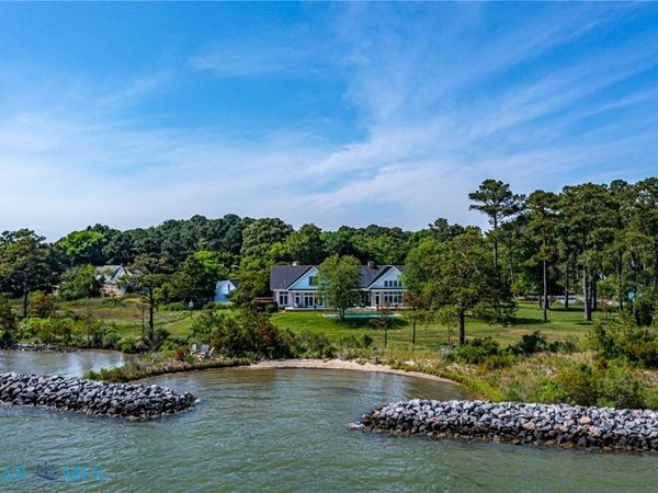 1071 Gum Thicket Rd , Gwynn, VA 23076