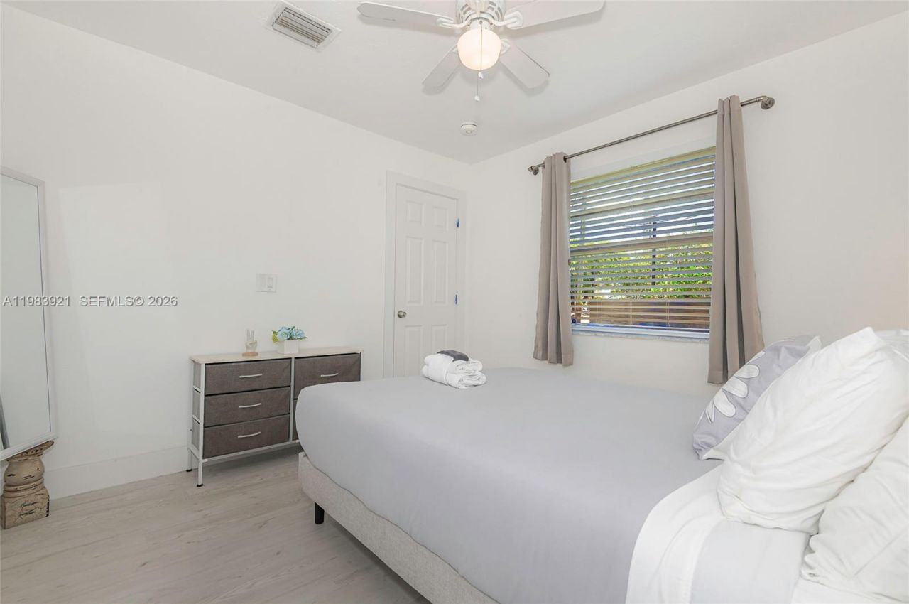 201 Columbus Pkwy , Hollywood, FL 33021 Photo