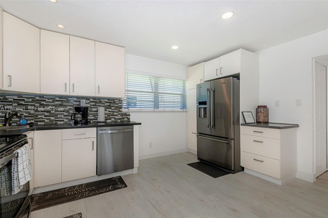 201 Columbus Pkwy , Hollywood, FL 33021 Photo