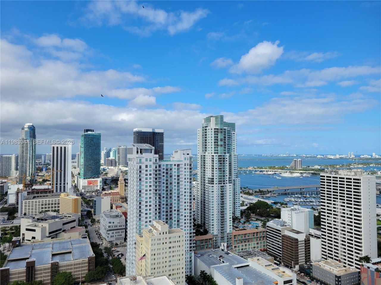 151 SE 1st St , Unit 1507, Miami, FL 33131 Photo