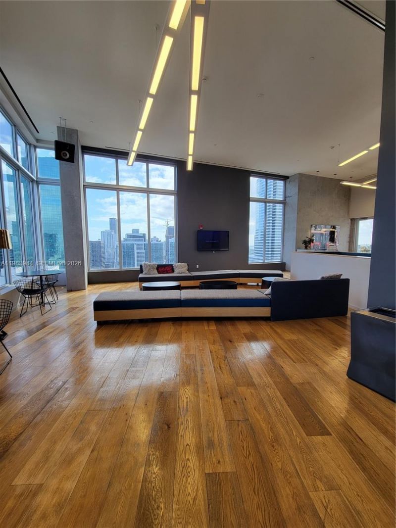 151 SE 1st St , Unit 1507, Miami, FL 33131 Photo