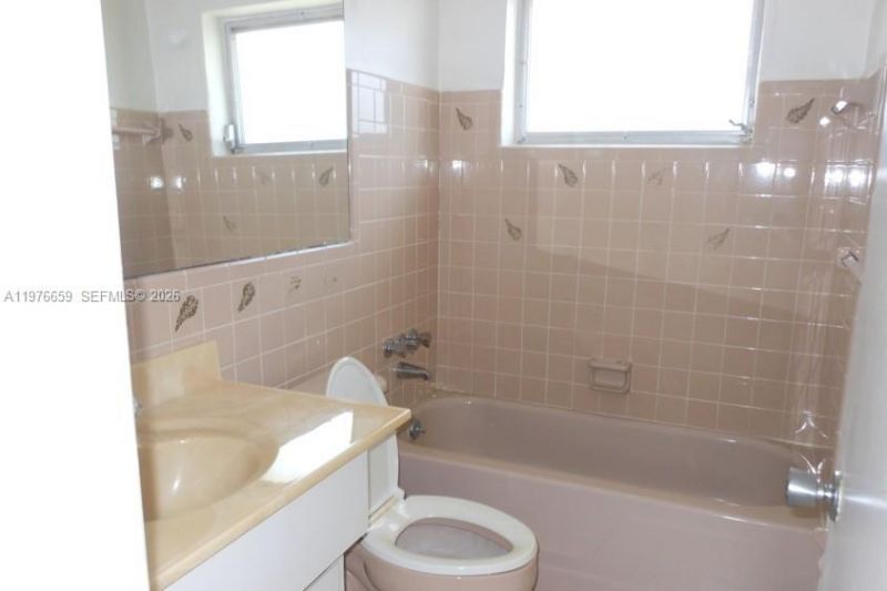 4955 NW 55th St, Tamarac, FL 33319 Photo