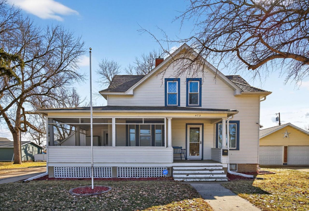 473 W 4th Street, Zumbrota, MN 55992