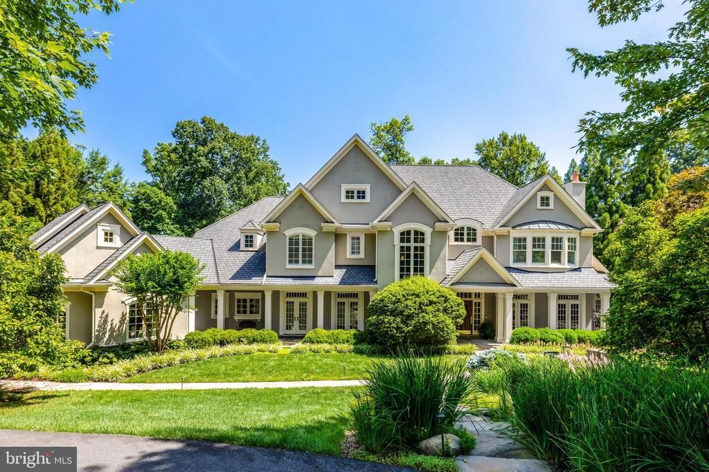 870 Alvermar Ridge Drive, McLean, VA 22102 Main Photo