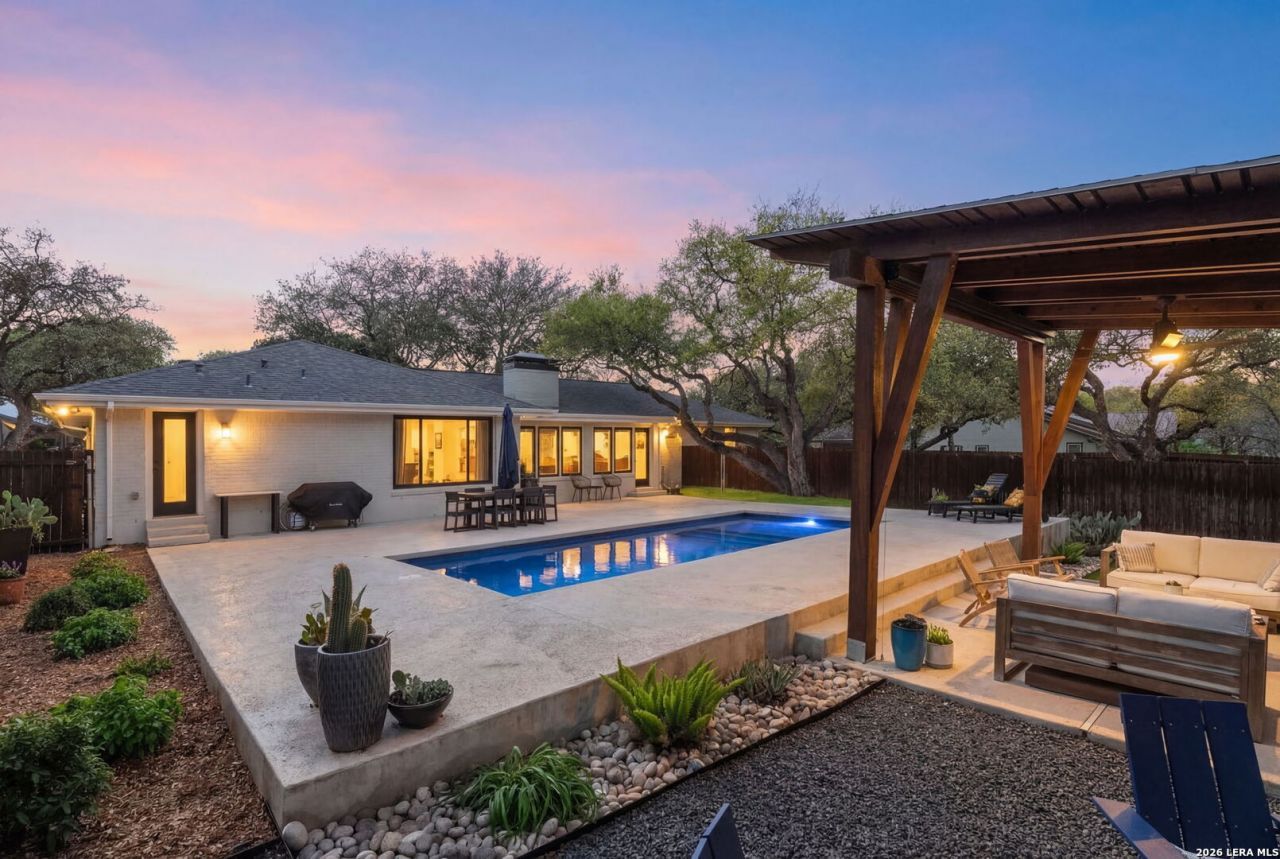 412 Marymont Dr, New Braunfels, TX 78130 Main Photo