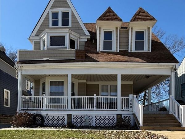1460 Elmwood Avenue , Lakewood, OH 44107