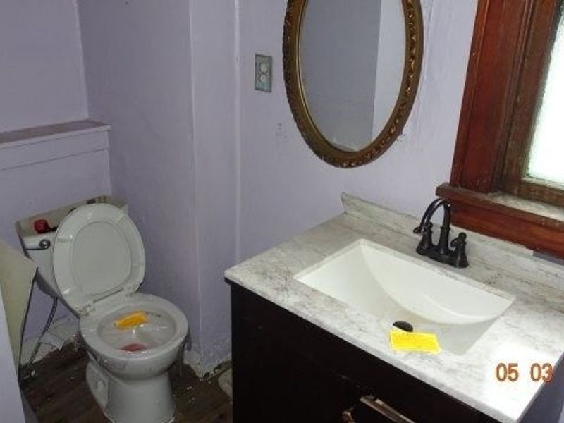 2353 Livingston, Lorain, OH 44052 Photo 12