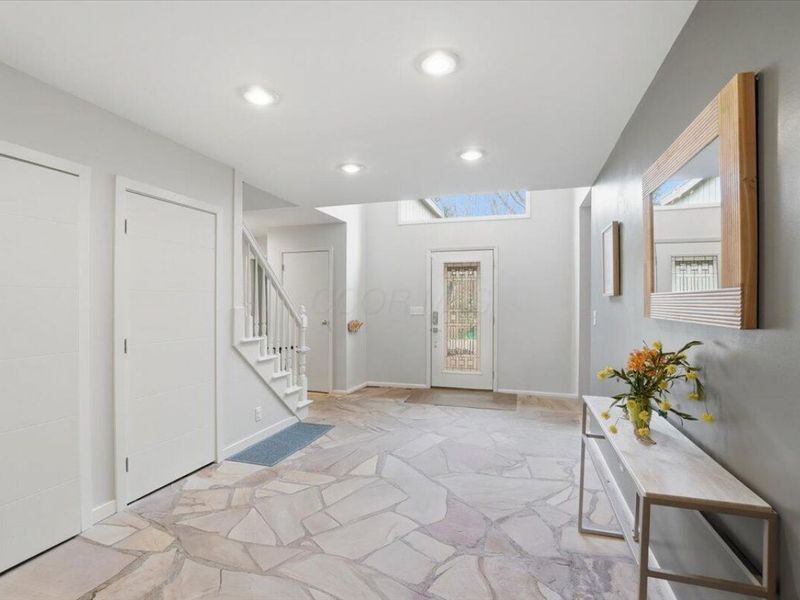 93 Forest Ridge Court, Columbus, OH 43235 Photo 3