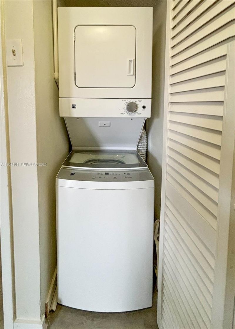 650 NW 86th Pl, Unit 3-209, Miami, FL 33126 Photo