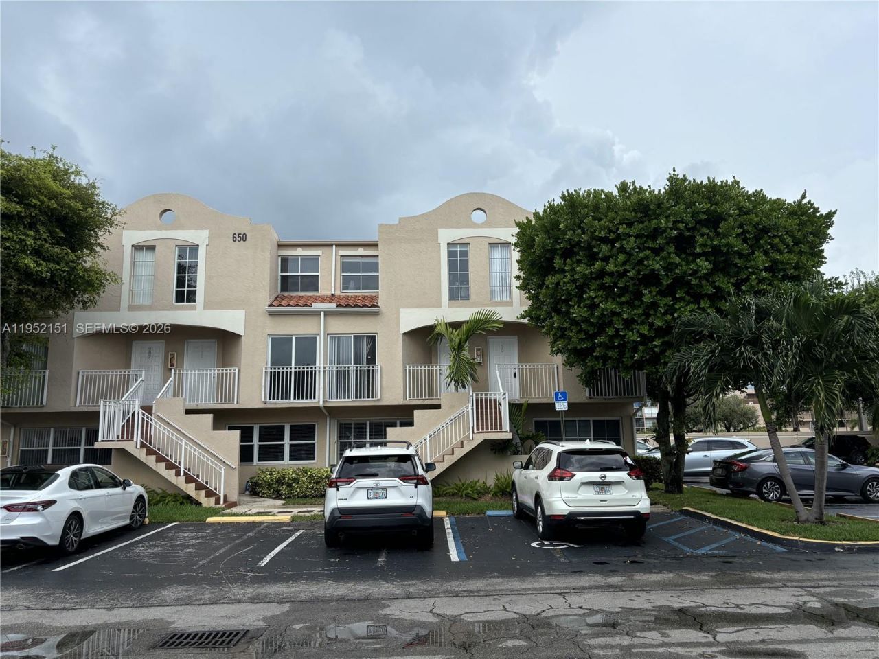 650 NW 86th Pl, Unit 3-209, Miami, FL 33126 Photo