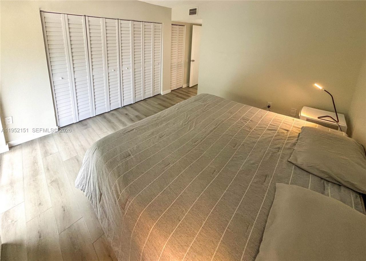 650 NW 86th Pl, Unit 3-209, Miami, FL 33126 Photo