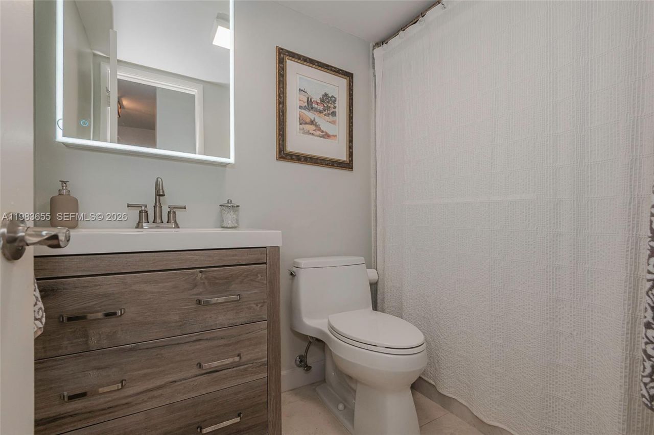 2731 NE 14th St Cswy , Unit 335, Pompano Beach, FL 33062 Photo