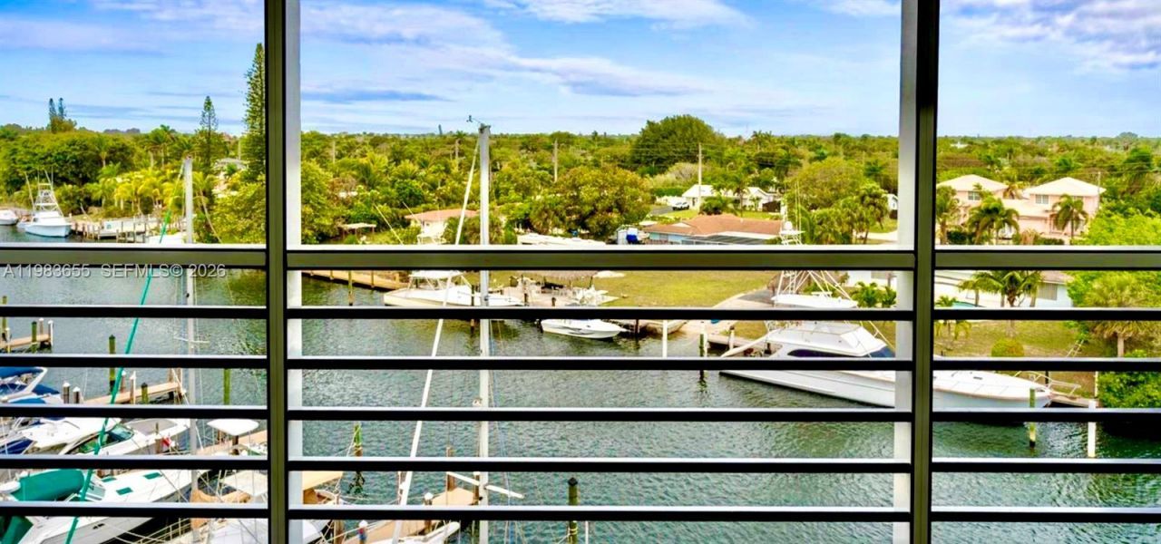 2731 NE 14th St Cswy , Unit 335, Pompano Beach, FL 33062 Photo