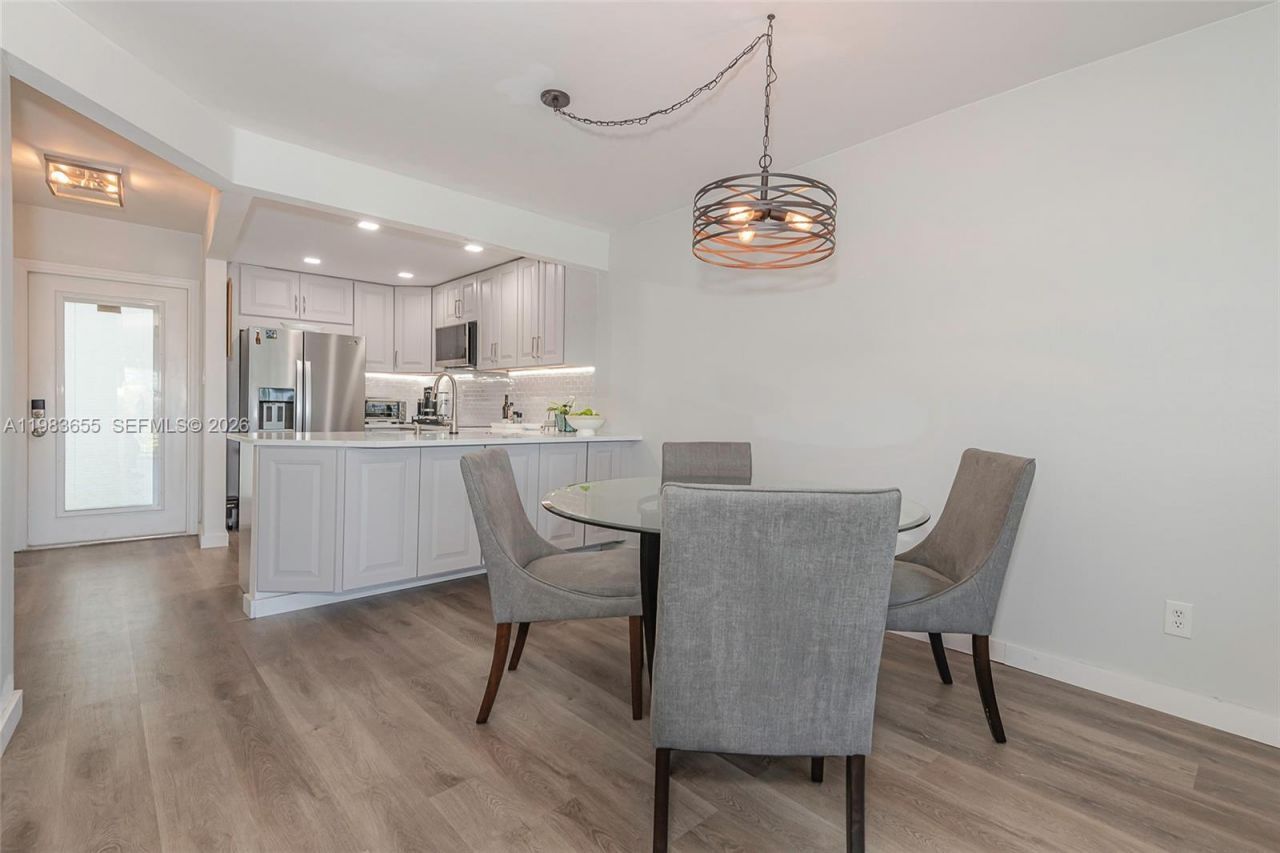 2731 NE 14th St Cswy , Unit 335, Pompano Beach, FL 33062 Photo