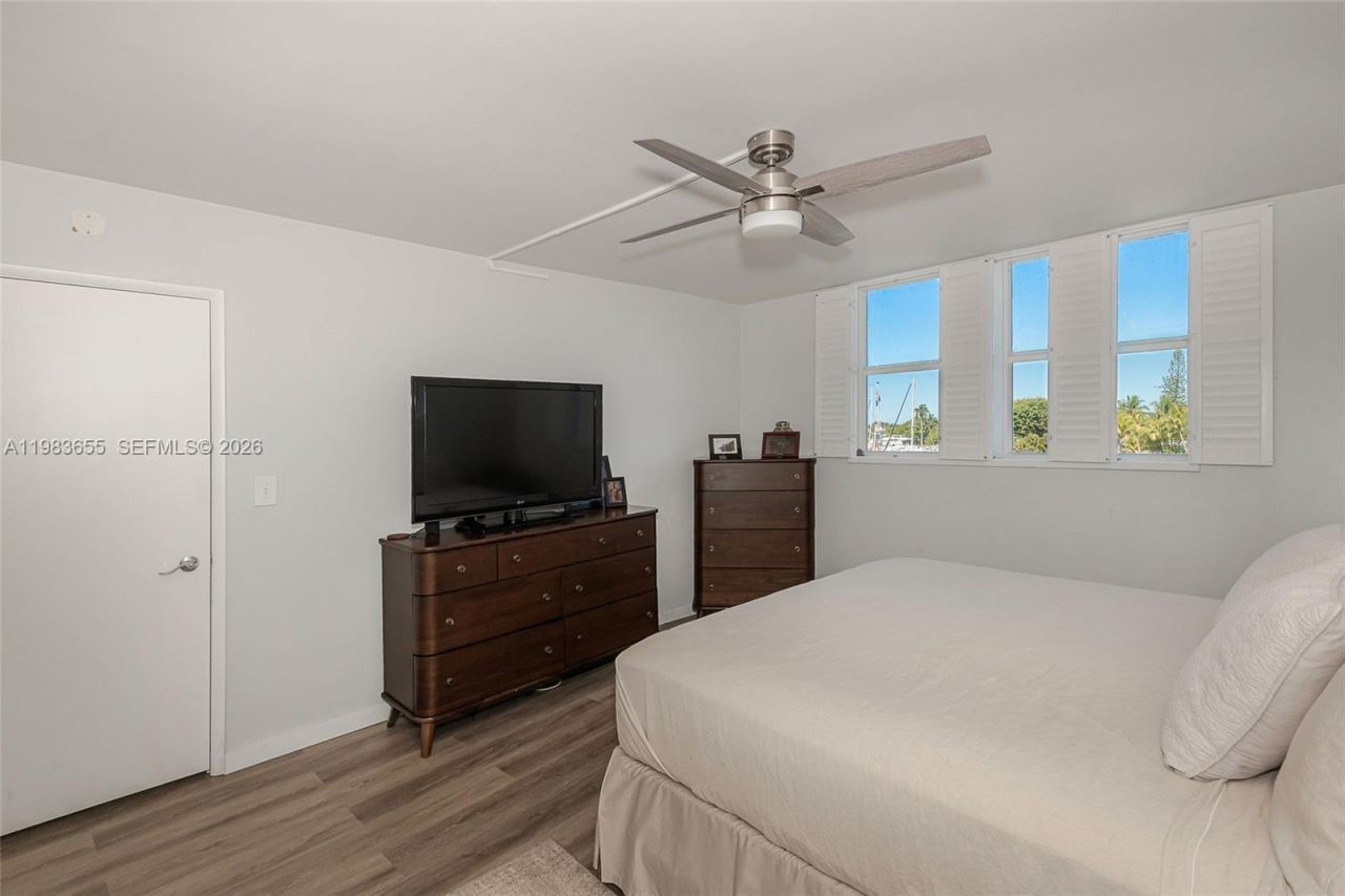 2731 NE 14th St Cswy , Unit 335, Pompano Beach, FL 33062 Photo