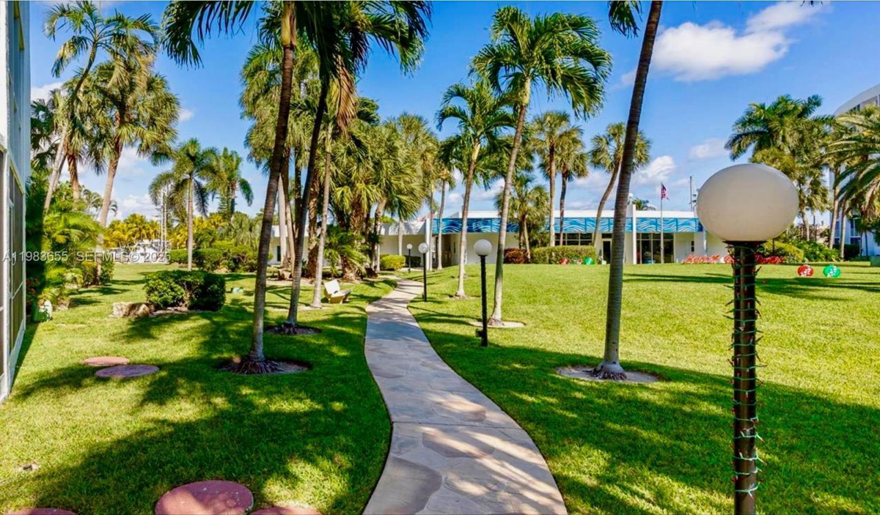 2731 NE 14th St Cswy , Unit 335, Pompano Beach, FL 33062 Photo