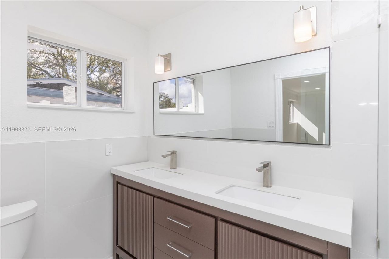 6610 Cody St, Hollywood, FL 33024 Photo